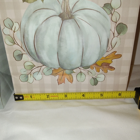 Fall paper gift bags set of 24 - Picture 4 of 5